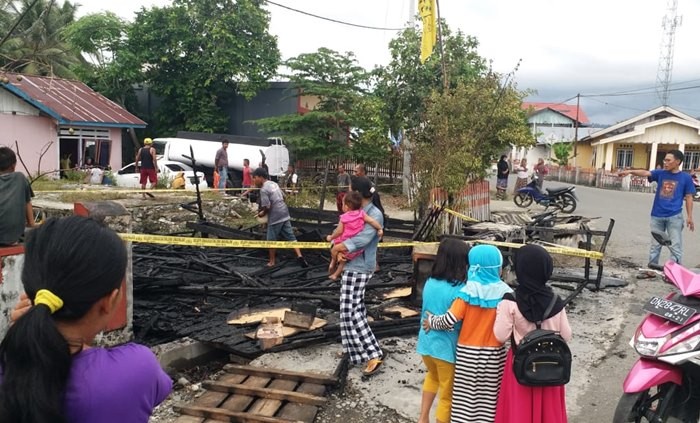 Warung Sate di Batui Hangus Terbakar, Warga Sempat Panik